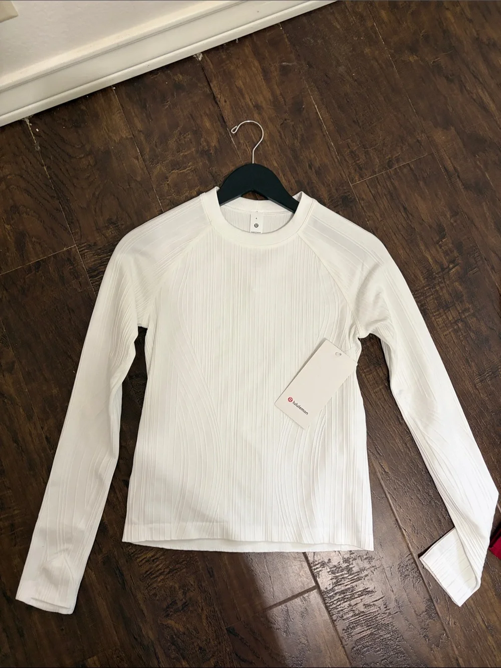 Lululemon Restless Pullover  Long Sleeve Textured Crew Neck Sweater - White
